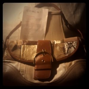 A coach purse